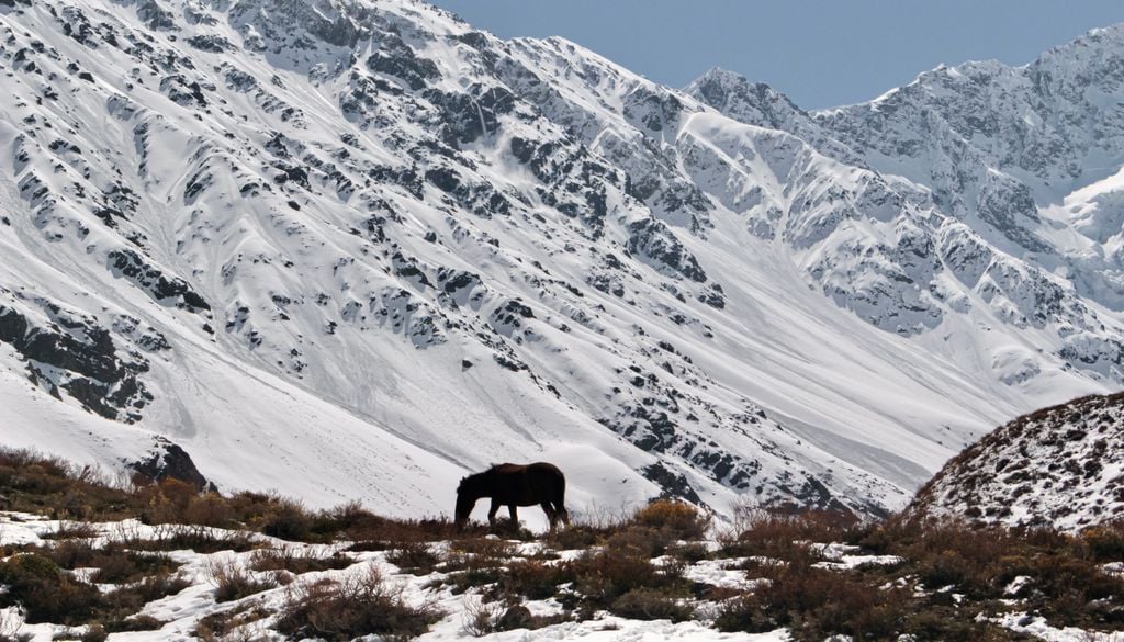 Monumento Natural El Morado, Cajón del Maipo, Chile. El Monumento Natural El Morado es una unidad de alta montaña que destaca por sus imponentes paisajes.