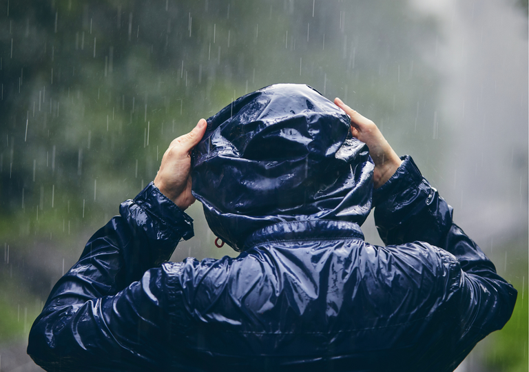 A esta hora lluvias intensas en Chile centro-sur: pron&oacute;stico de pulsos de precipitaci&oacute;n entre lunes y mi&eacute;rcoles