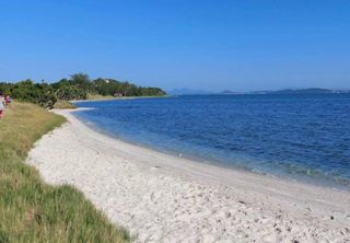 A fazenda no RJ que virou sensação neste verão: paraíso de águas calmas e cristalinas para quem quer relaxar