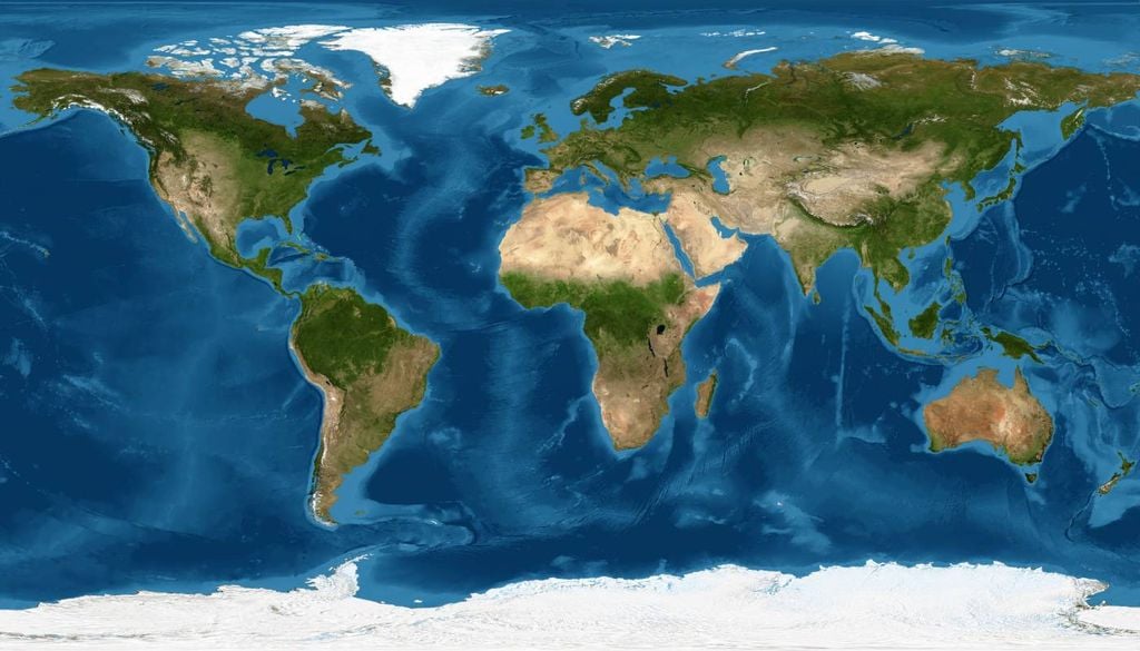 O geógrafo procura analisar a forma como as variáveis se conectam num mesmo território, oferecendo um "olhar geográfico" que permite perceber ligações e padrões mais rápido quiçá do que profissionais de outros áreas, característica que dota os profissionais geográfos de uma importância única.