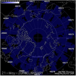 A la espera de las nubes noctilucentes
