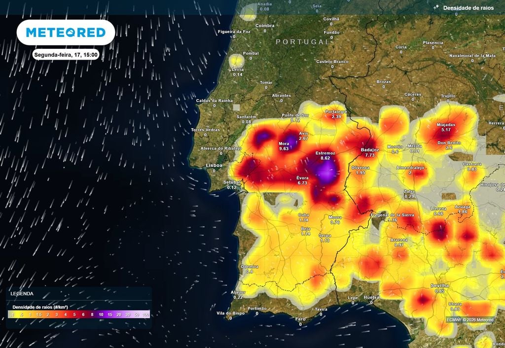 Possível concentração dos focos de trovoada às 15:00 desta segunda-feira, 17 de agosto.