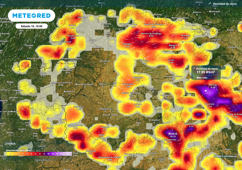 Desde las primeras horas de la tarde las tormentas se extenderán por casi toda la región, dejando una gran cantidad de descargar eléctricas.