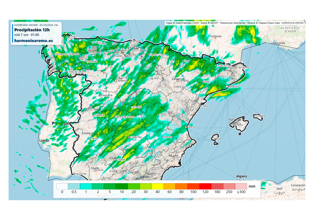 El Harmonie prevé aguaceros tormentosos localmente intensos en buena parte de España en las próximas horas, pero extremadamente irregulares. Fuente: Harmoniearome.es