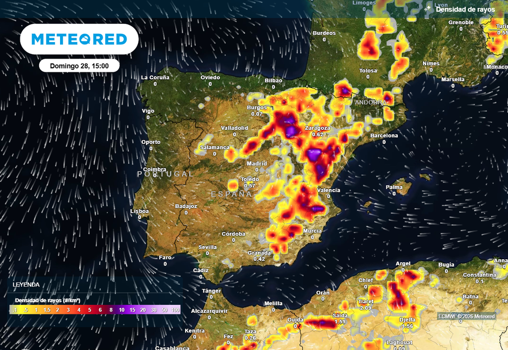 Las tormentas crecerán desde primeras horas por muchos puntos del centro y mitad este peninsular.