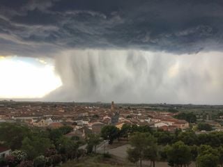 A partir de las 16 horas las tormentas podr&iacute;an dejar reventones y pedrisco en varias comarcas de Castell&oacute;n y Teruel