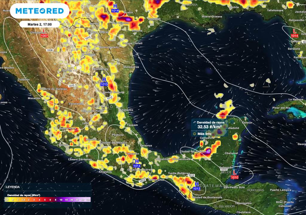 Las tormentas eléctricas son más recurrentes entre las 5 pm a las 8 pm, mantente informado.
