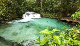 A pequena cidade do Tocantins com dunas no Cerrado e piscinas naturais onde &eacute; imposs&iacute;vel afundar
