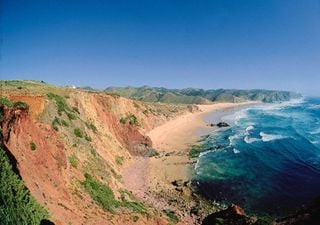 A praia portuguesa que está a fascinar a imprensa americana (e não só)