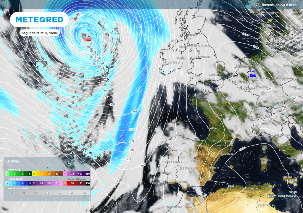Depressão cavada no Atlântico Norte (~958 hPa) a oeste das Ilhas Britânicas, responsável pela formação de uma frente atlântica que se aproxima de Portugal.