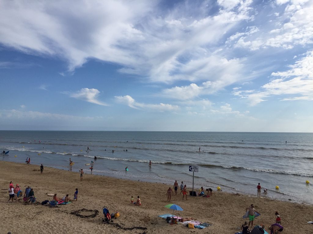 Les vacanciers de la fin août vont renouer avec des conditions météo plus estivales en toutes régions.