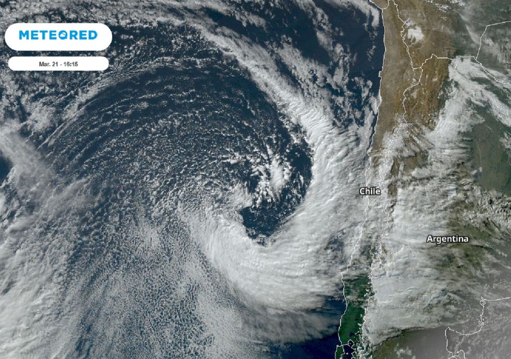 Ciclón frente a Chile; junio 2022