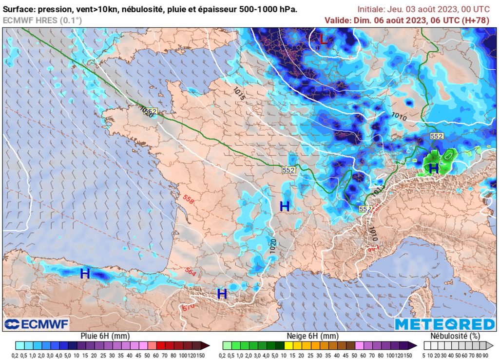 Beaucoup de pluie en perspective dimanche vers le Nord-Est de la France. Le vent s'accentuera appuyant le ressenti automnal !