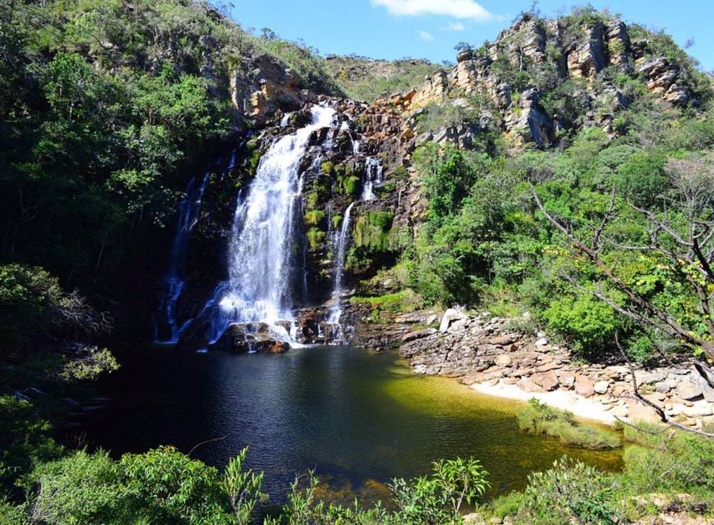 Vista da queda Serra Morena II, em Santana do Riacho (MG). Crédito: Felipe Couto/TripAdvisor.
