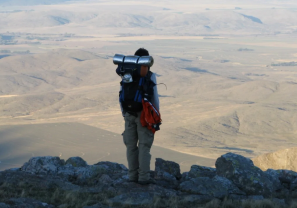 Tornquist se encuentra dentro del sistema serrano, junto a Sierra de la Ventana y Villa Ventana, y allí predominan los caminos sinuosos y la vegetación diversa.Foto: Instagram @ventania_tornquist