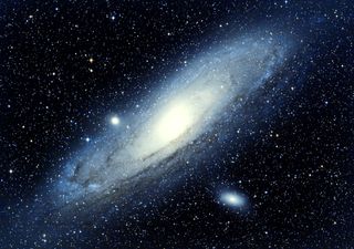 A temperatura média do universo está a aumentar