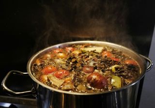 Abrígate desde el plato: preparaciones reconfortantes y saludables para esta temporada