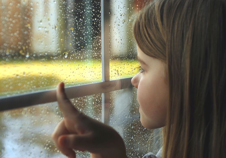 Lluvia y ventana Lluvia y ventana