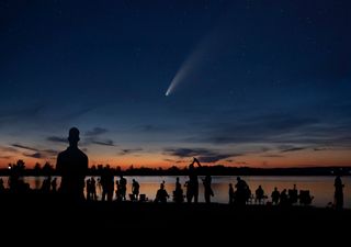 Achtung: Diese Nacht Chaos am Himmel - der Supermond trifft den mysteriösen Kometen Tsuchinshan-Atlas