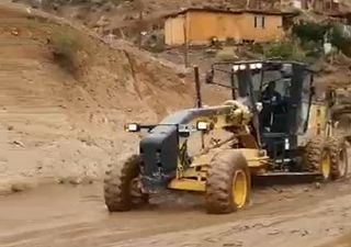 Intensa lluvia deja caminos cortados y casas dañadas en el norte de Chile