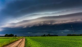Addio caldo record: arriva il maltempo con temporali, grandine e nubifragi. Attenzione a queste regioni