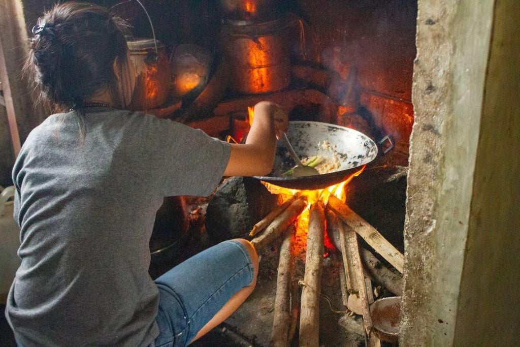 La contaminación del aire de los hogares es devastadora para todos.