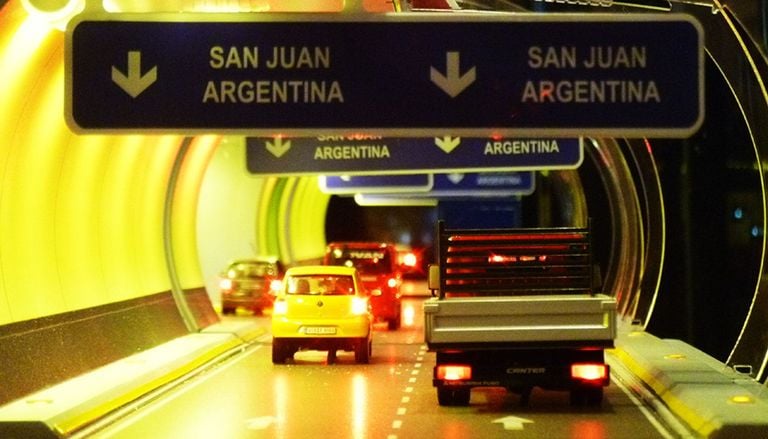 Adi&oacute;s a los pasos cerrados por nieve: el ambicioso proyecto que conectar&iacute;a Chile y Argentina con un t&uacute;nel por los Andes