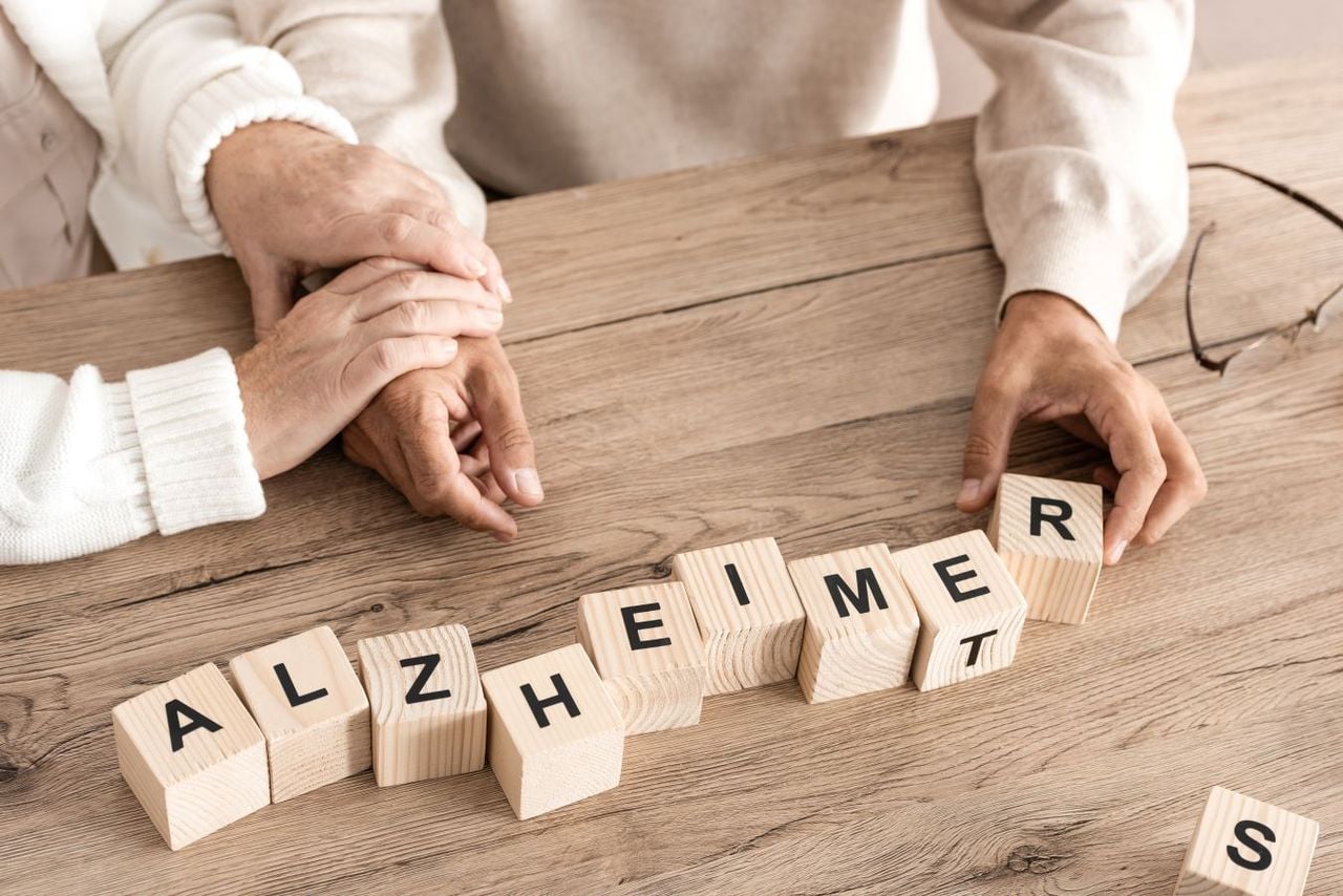 El Alzheimer es la forma más común de demencia, se calcula que representa entre un 60 % y un 70 % de los casos.