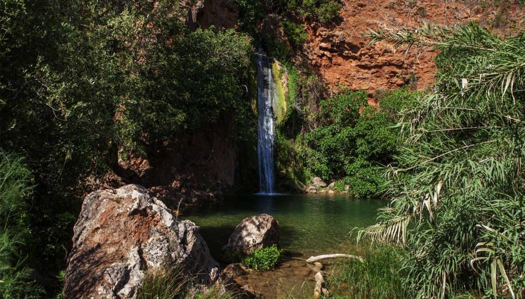 A aldeia esconde uma cascata impressionante. Foto: JF Alte