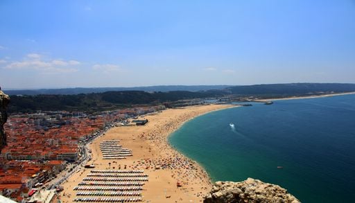 Vai passar f&eacute;rias &agrave; Nazar&eacute;? Em breve passar&aacute; a pagar mais para l&aacute; dormir