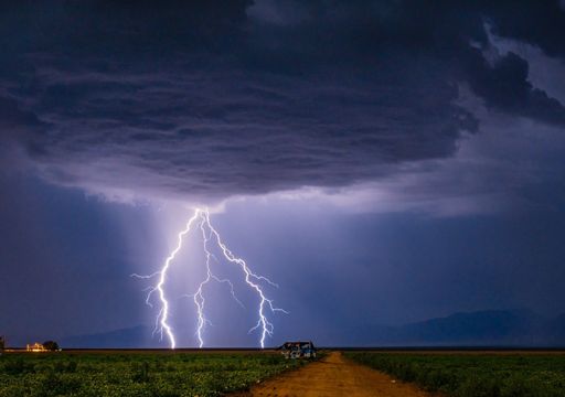 "Agosto nos deja, septiembre se acerca; el calor afloja y la lluvia empieza": opciones reales de que se cumpla el refr&aacute;n