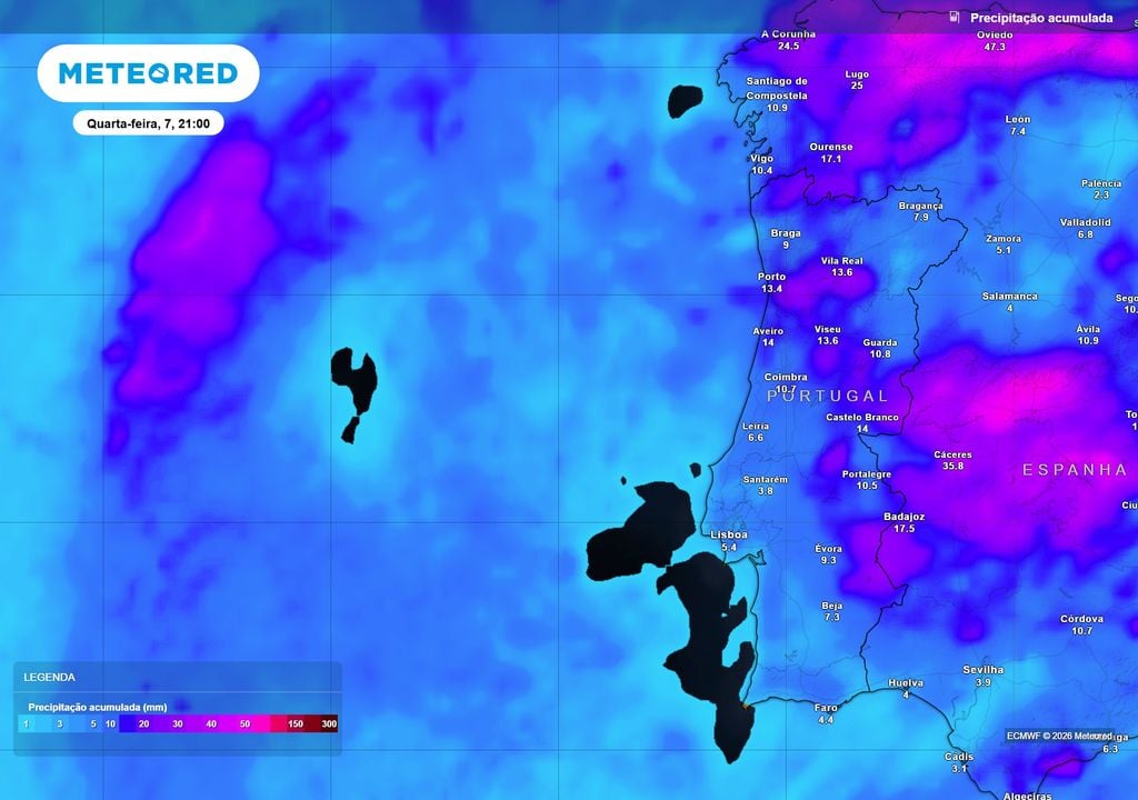 A distribuição da precipitação de carácter convectivo é altamente irregular. Esta é a evolução prevista pelo modelo europeu (ECMWF) da chuva acumulada em Portugal continental até às 21:00 de quarta-feira, 7 de outubro.