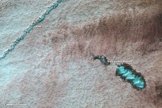 Agujeros y canales en las nubes sobre West Virginia vistas por el satélite Landsat