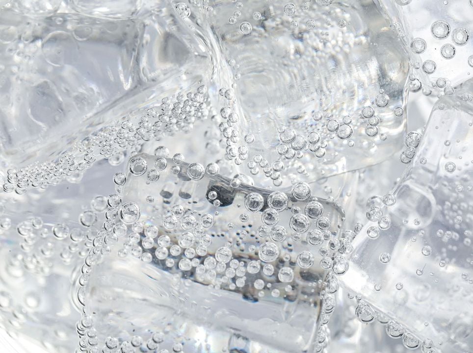 Hay aire atrapado en la lluvia y en la nieve: la ciencia meteorológica y climática de las burbujas. Noticias en tiempo real