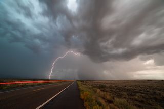 Calor de pleno verano y fuertes tormentas este fin de semana