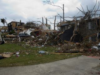 Al menos 24 muertos por tornados en Alabama