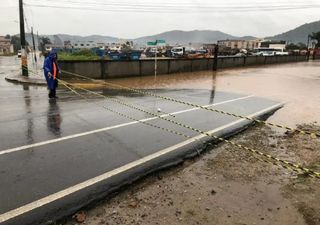 Chuva de mais de 180 mm em 24h provoca inundações e desabrigados em SC