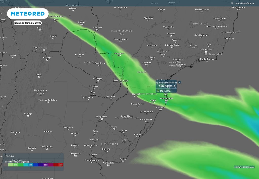 Previsão de rio atmosférico na segunda-feira (25), de acordo com o ECMWF.