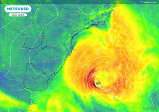 Alerta de ciclone no Dia dos Namorados: chuva intensa e tempestades amea&ccedil;am 3 regi&otilde;es do Brasil