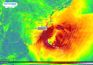 Alerta de formação de ciclone durante o feriado prolongado: acumulados de mais de 200 mm e rajadas de vento de 100 km/h