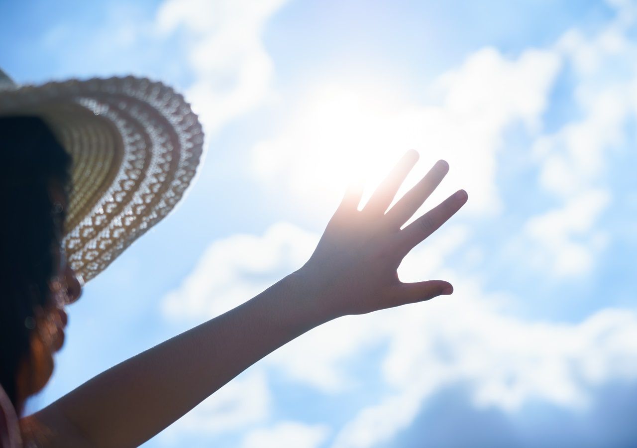 Atención a las zonas con alertas por altas temperaturas. Recuerda beber bastante líquido para poder mantenerte hidratado en esta ola de calor.