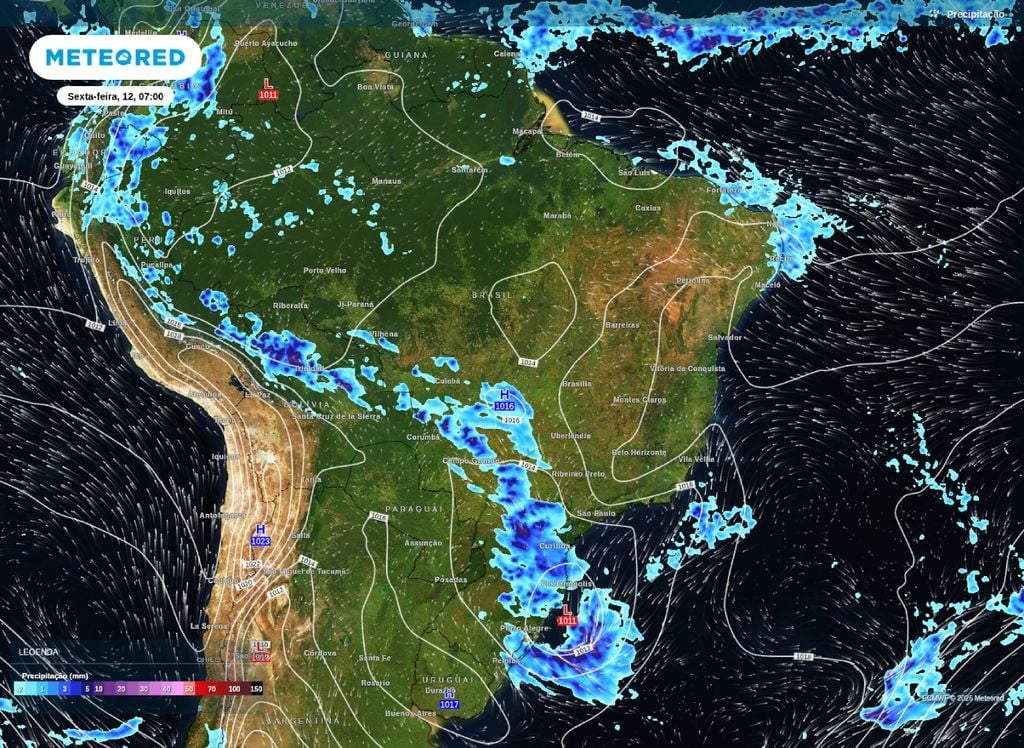 Previsão do tempo. Mapa de precipitação e pressão a nível médio do mar para a manhã desta sexta-feira (12).