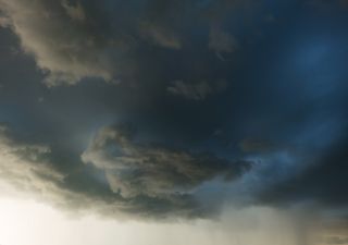 Alerta de temporais ainda para o SE e retorno das chuvas para o Sul