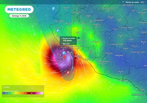 Alerta en Jalisco: potente hurac&aacute;n Mayor Simon est&aacute; muy cerca de tocar tierra, llevando lluvias torrenciales hoy domingo