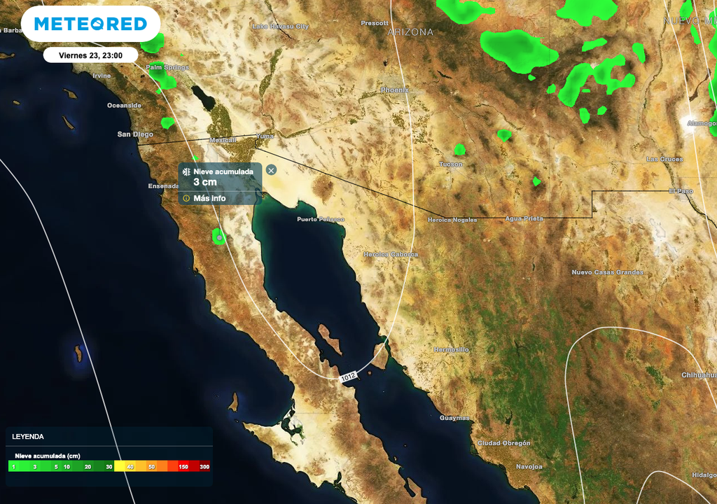 La bajas temperaturas y la presencia de humedad, favorecen la caída de nieve o aguanieve sobre la sierra norte-central de Baja California y el porción fronteriza del Noroeste de México.