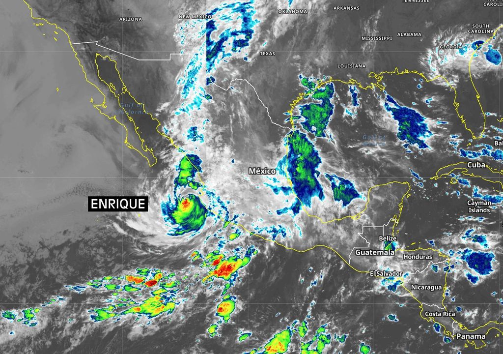 Huracán Enrique tormenta tropical México