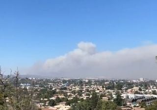 Alerta Roja en Valparaíso y Quilpué por incendio en Lago Peñuelas