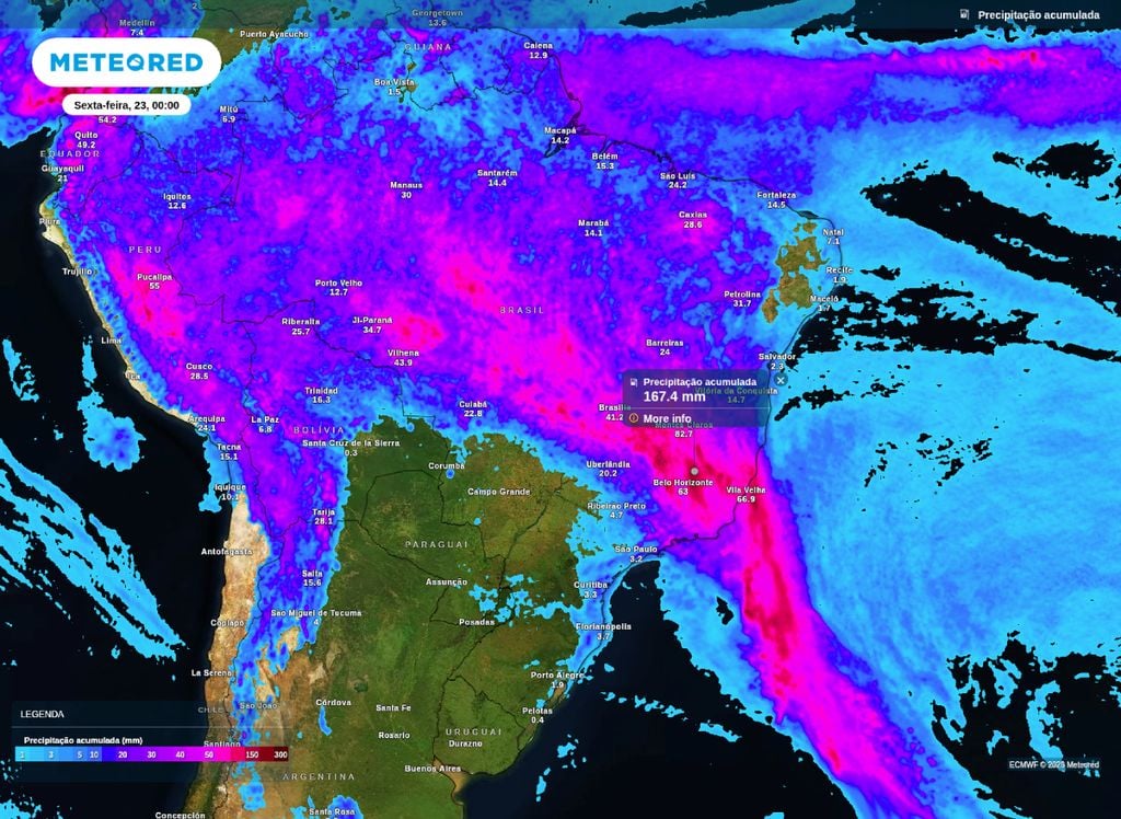 Precipitação acumulada até quinta-feira (22) mostra áreas com volumes superiores a 150 mm.