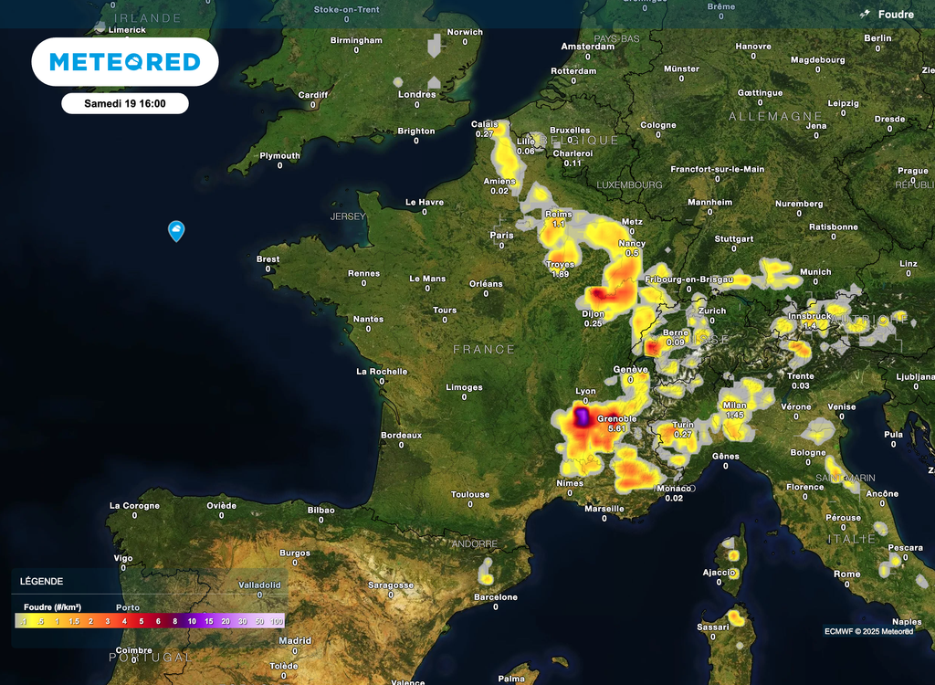 Orages qui se déplaceront vers l'est d'ici samedi. Orages qui se déplaceront vers l'est d'ici samedi.