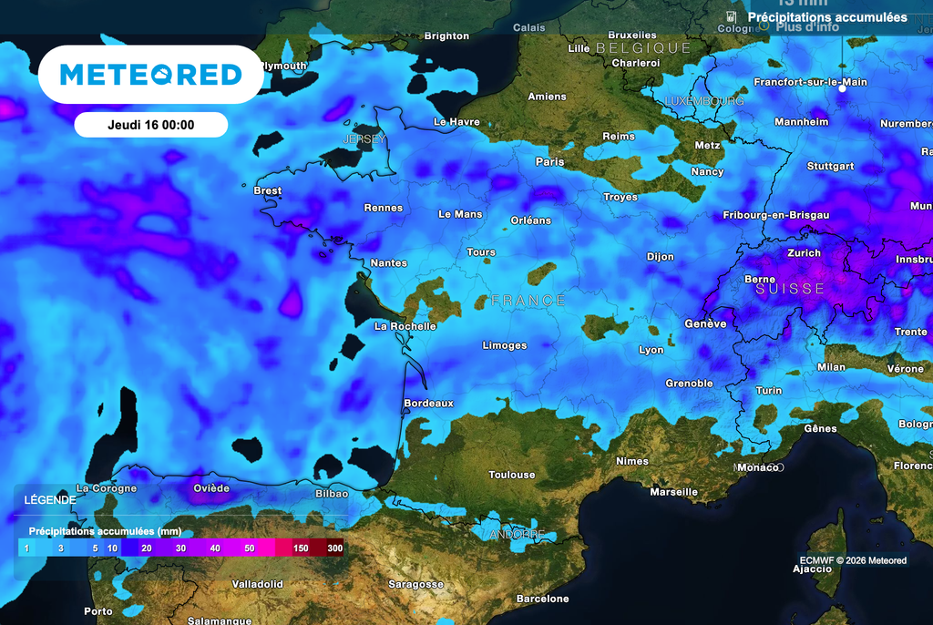 Les orages apporteront localement des pluies soutenues. Les orages apporteront localement des pluies soutenues.
